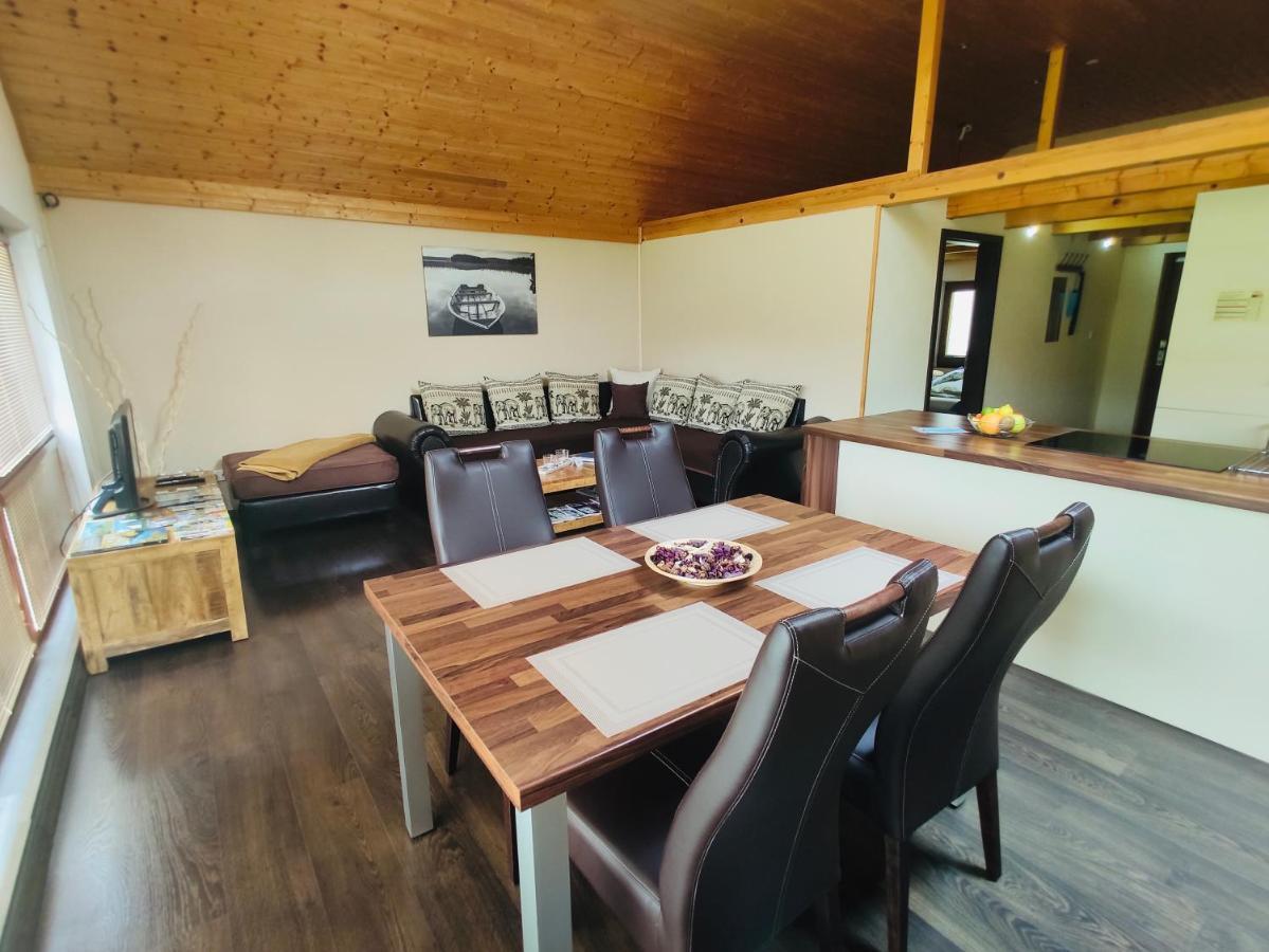 Grand Spa Holiday Home Sklené Teplice Eksteriør bilde