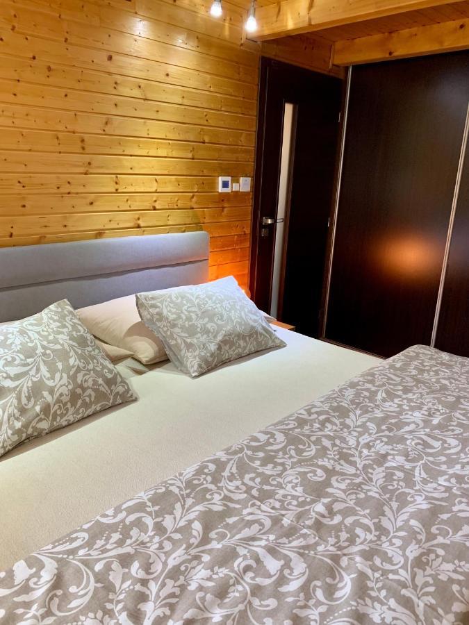 Grand Spa Holiday Home Sklené Teplice Eksteriør bilde
